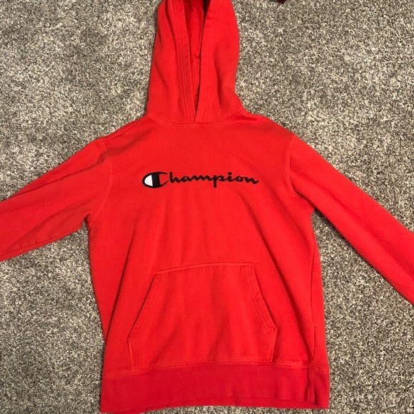 Red Youth Xl Champion Hoodie. - Picture 1 of 2